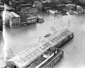 Greene Lines during 1945 flood.jpg (242728 bytes)