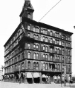 Sterling Hotel.jpg (77178 bytes)